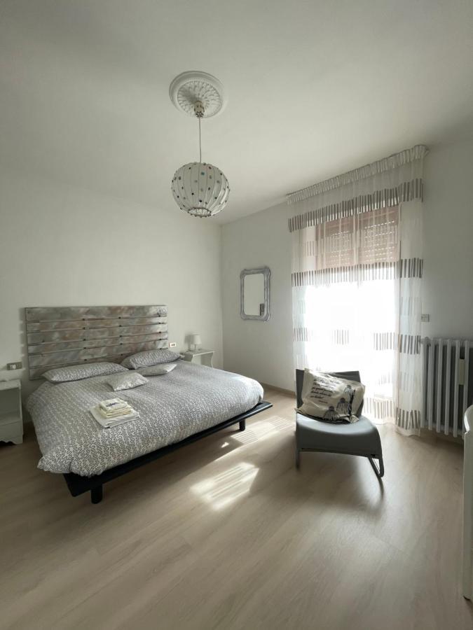 Apartamento La Signora Dei Fiori Gubbio Exterior foto